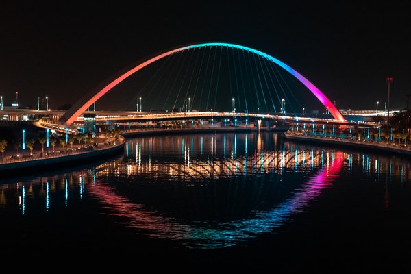 Comment mettre en scène une comédie musicale pour lycéens sur les thèmes de la tolérance?